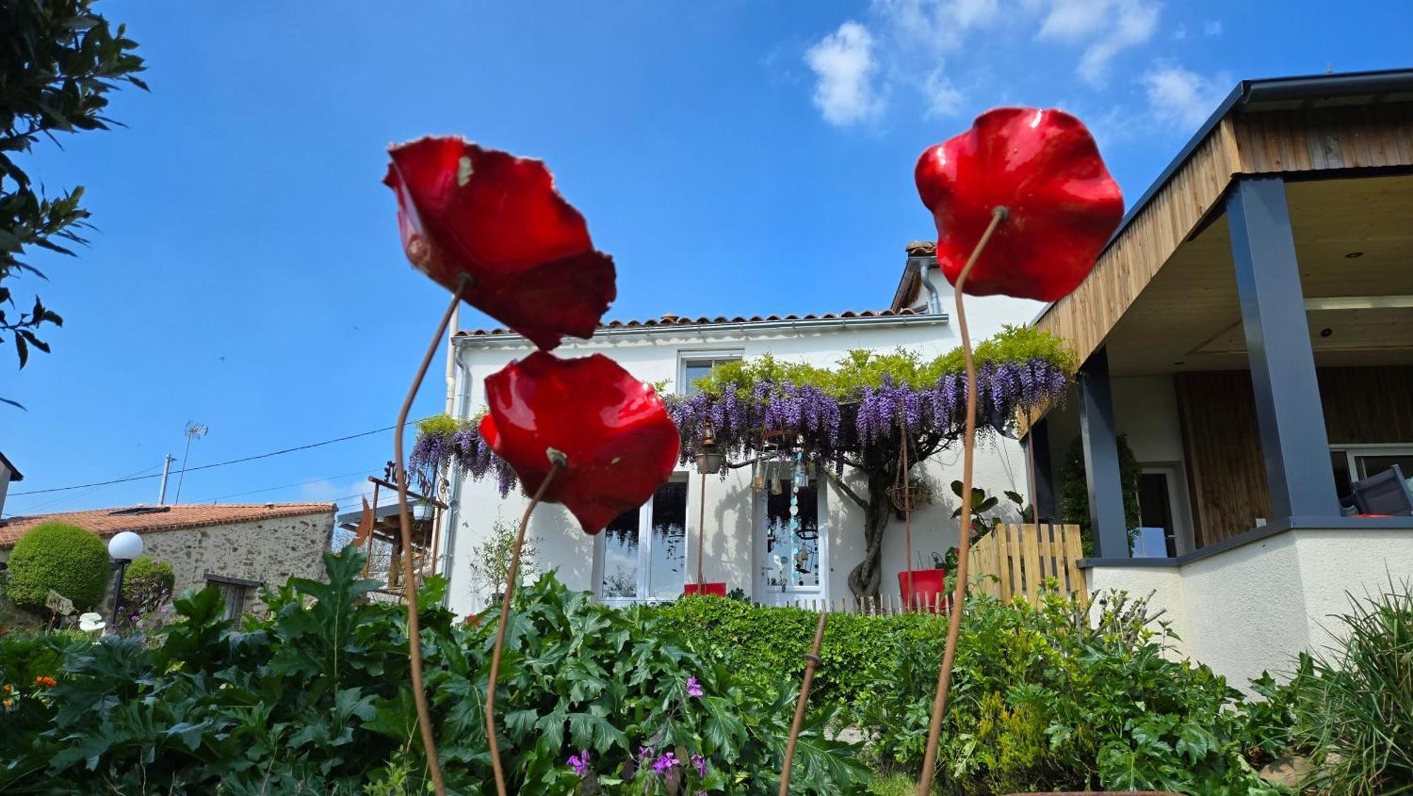 Les Chambres De La Forge Des Collines Les Herbiers Exterior foto